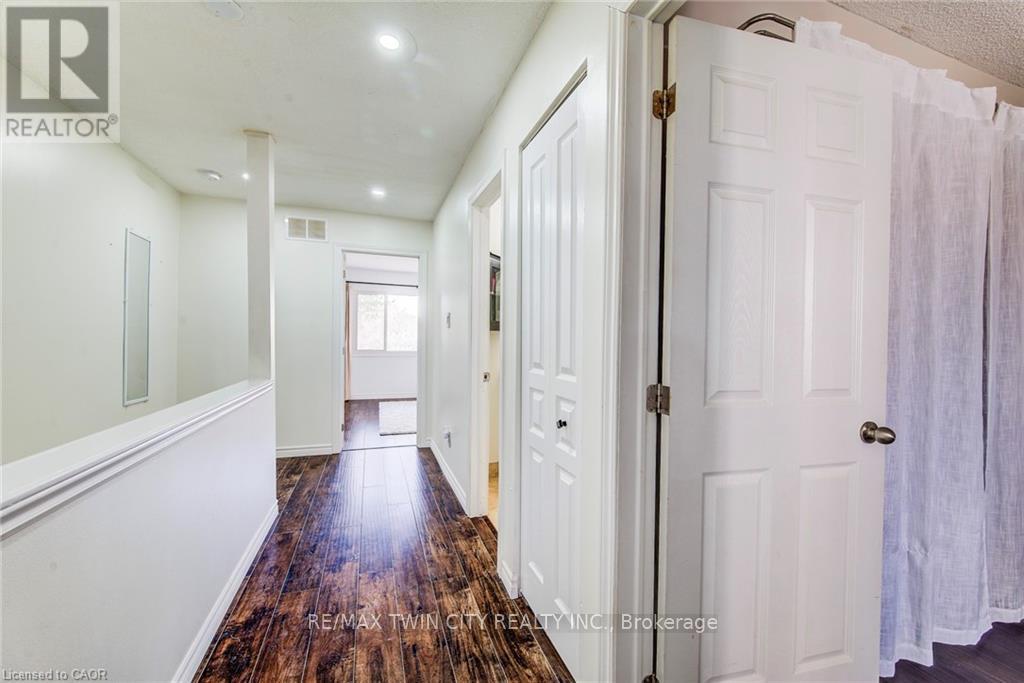 27 - 15 GREEN VALLEY DRIVE, Kitchener, Ontario, N2P1K7 — Photo 23