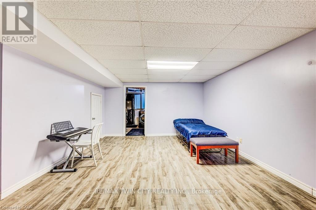 27 - 15 GREEN VALLEY DRIVE, Kitchener, Ontario, N2P1K7 — Photo 30