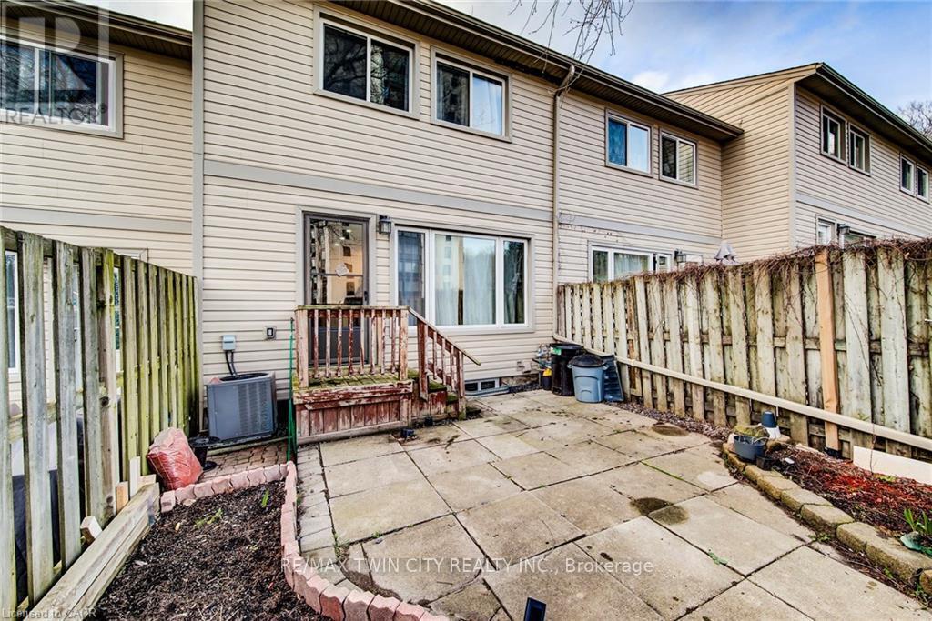 27 - 15 GREEN VALLEY DRIVE, Kitchener, Ontario, N2P1K7 — Photo 32