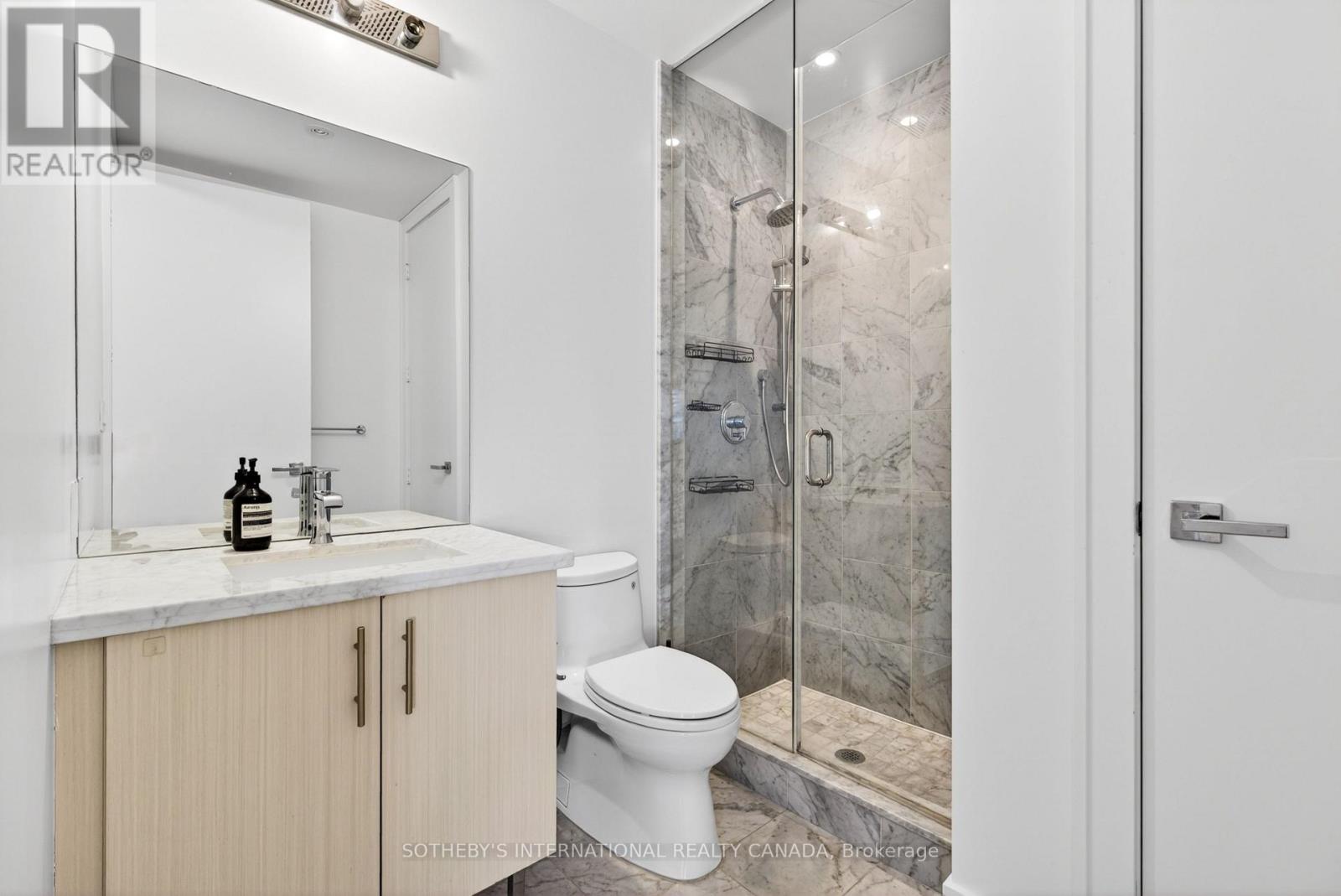 701 - 29 QUEENS QUAY E, Toronto (Waterfront Communities), Ontario, M5E0A4 — Photo 18