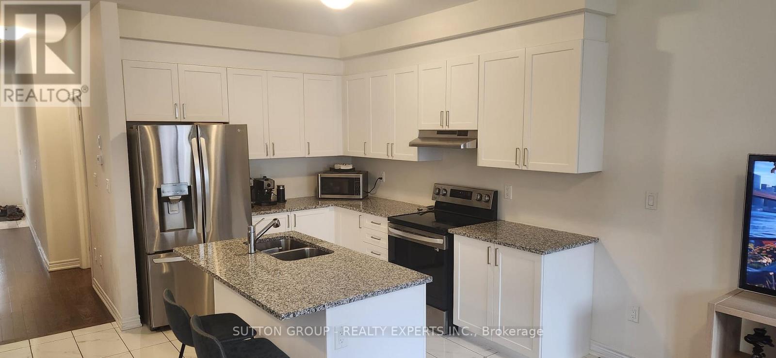 130 ICE PALACE CRESCENT, Oshawa (Windfields), Ontario, L1H7K4 — Photo 10