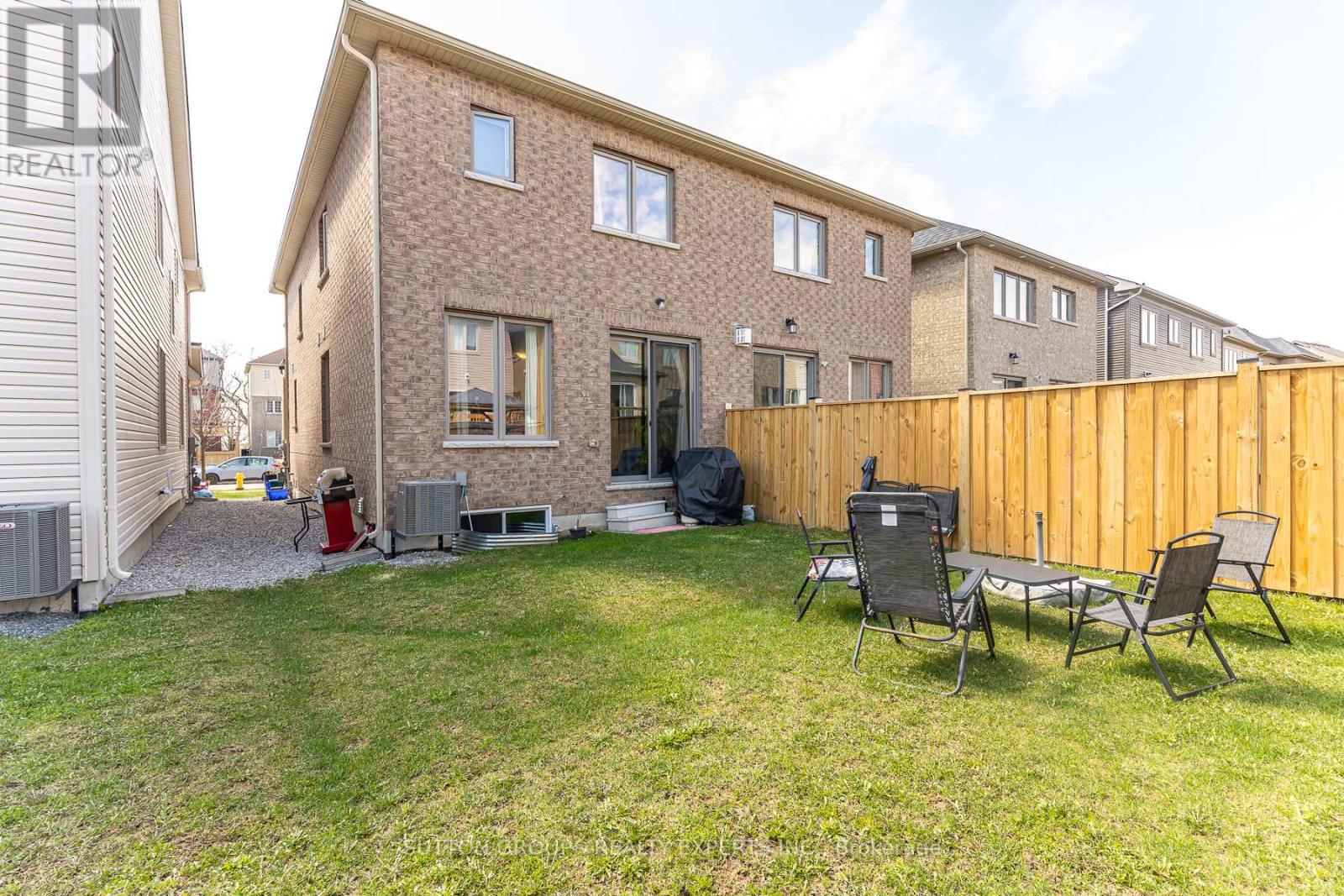 130 ICE PALACE CRESCENT, Oshawa (Windfields), Ontario, L1H7K4 — Photo 47