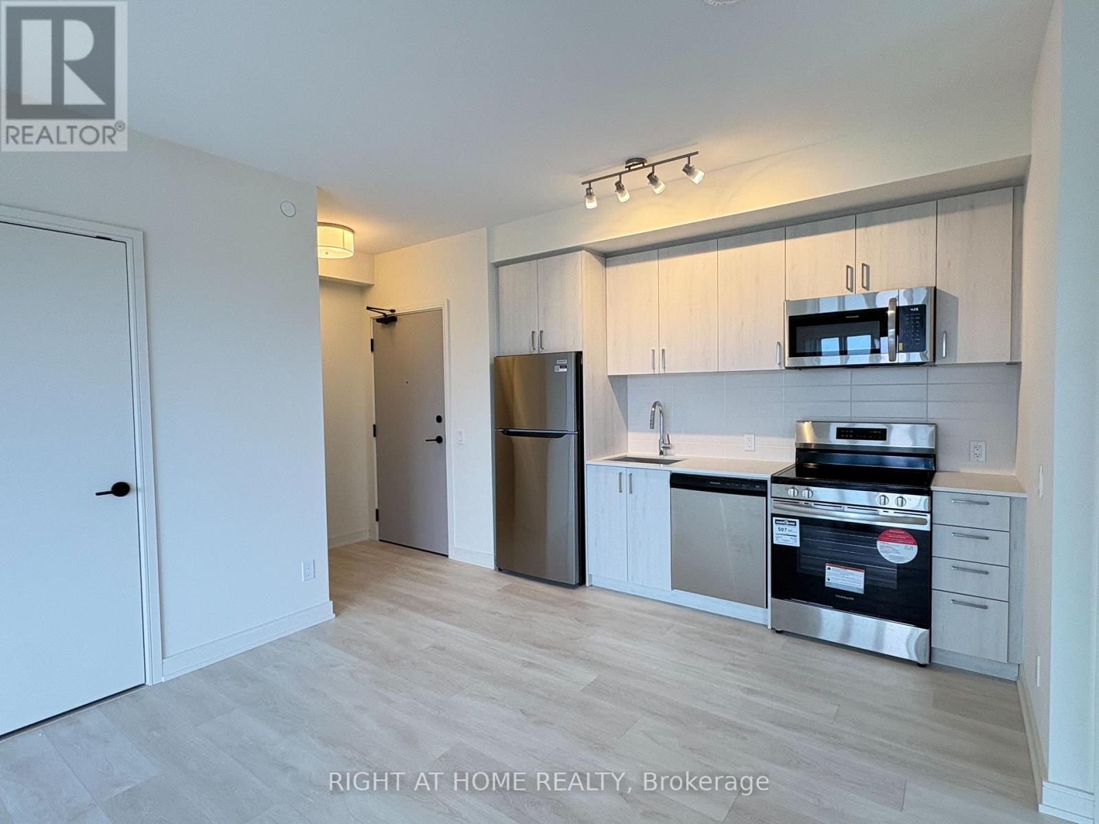 2307 - 8020 DERRY ROAD, Milton (CO Coates), Ontario, L9T9N7 — Photo 4