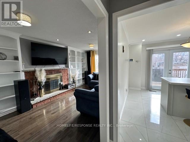 16 COCHRANE AVENUE, Brampton (Heart Lake East), Ontario, L6Z4J4 — Photo 10