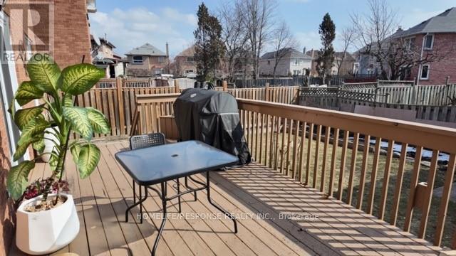 16 COCHRANE AVENUE, Brampton (Heart Lake East), Ontario, L6Z4J4 — Photo 32