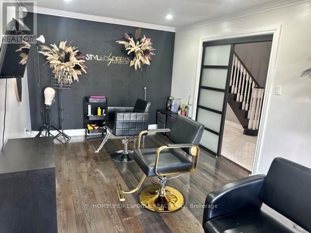 16 COCHRANE AVENUE, Brampton (Heart Lake East), Ontario, L6Z4J4 — Photo 5