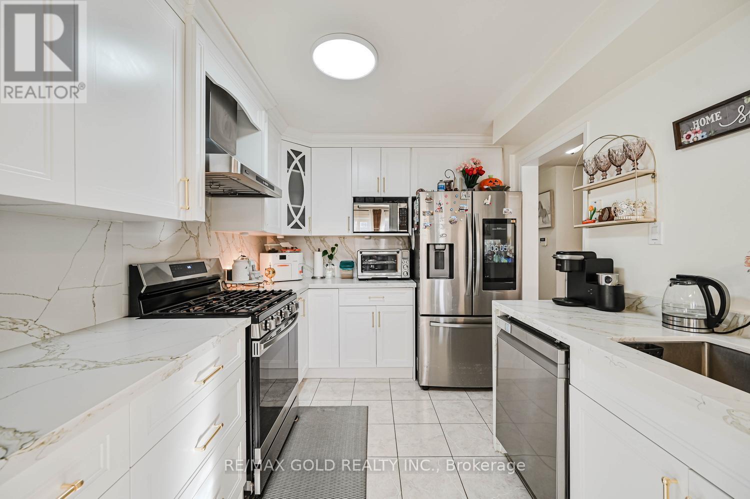 30 WICKSTEAD COURT, Brampton (Sandringham-Wellington), Ontario, L6R1N8 — Photo 10