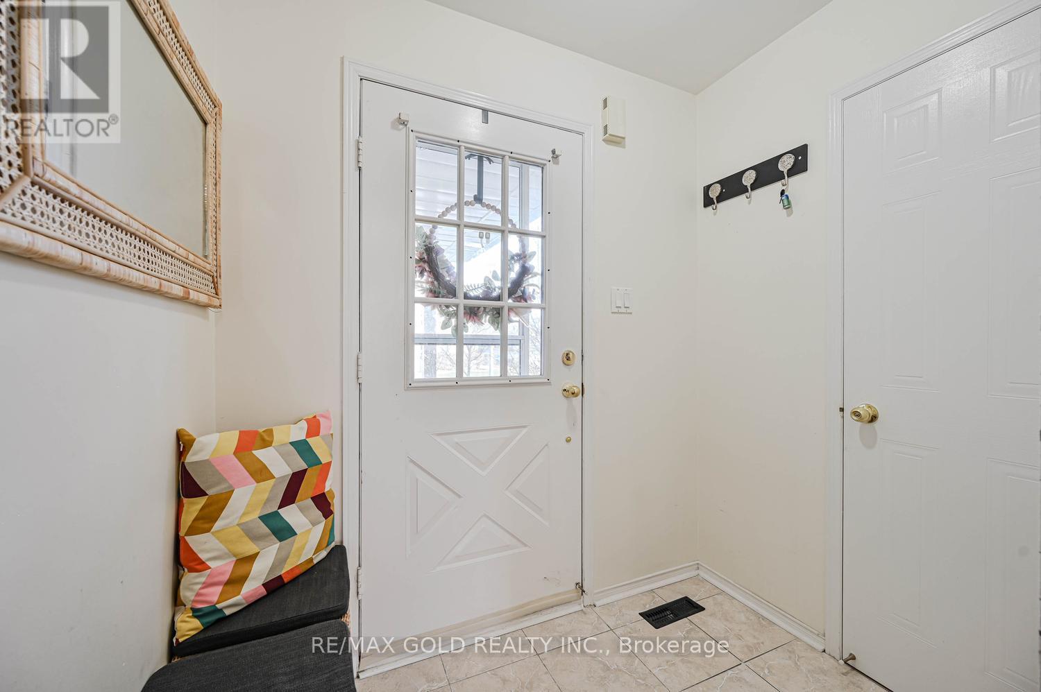 30 WICKSTEAD COURT, Brampton (Sandringham-Wellington), Ontario, L6R1N8 — Photo 6