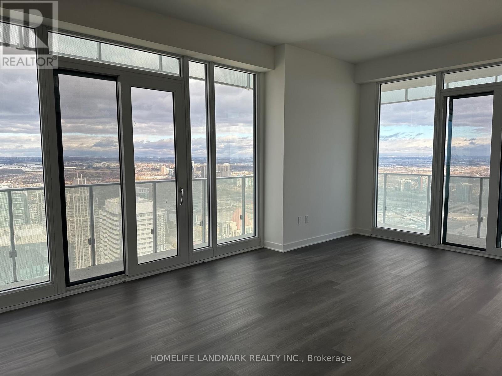 5410 - 3900 CONFEDERATION PARKWAY, Mississauga (City Centre), Ontario, L5B0M3 — Photo 2