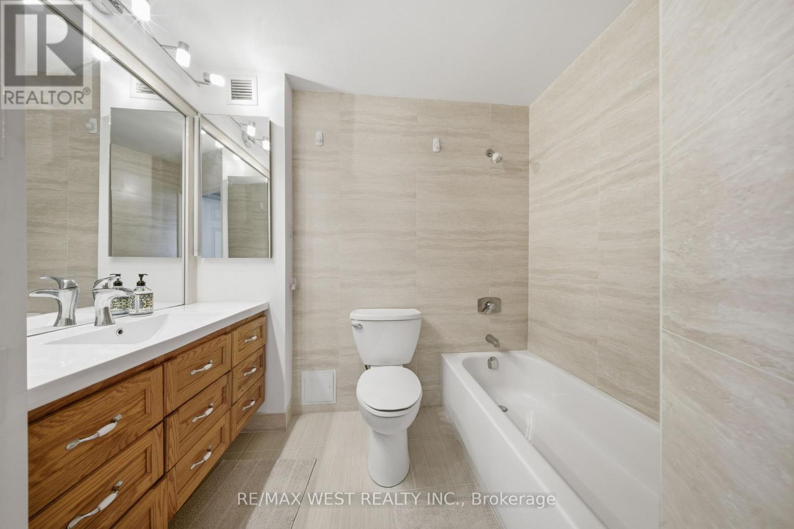 1709 - 1300 BLOOR STREET, Mississauga (Applewood), Ontario, L4Y3Z2 — Photo 7