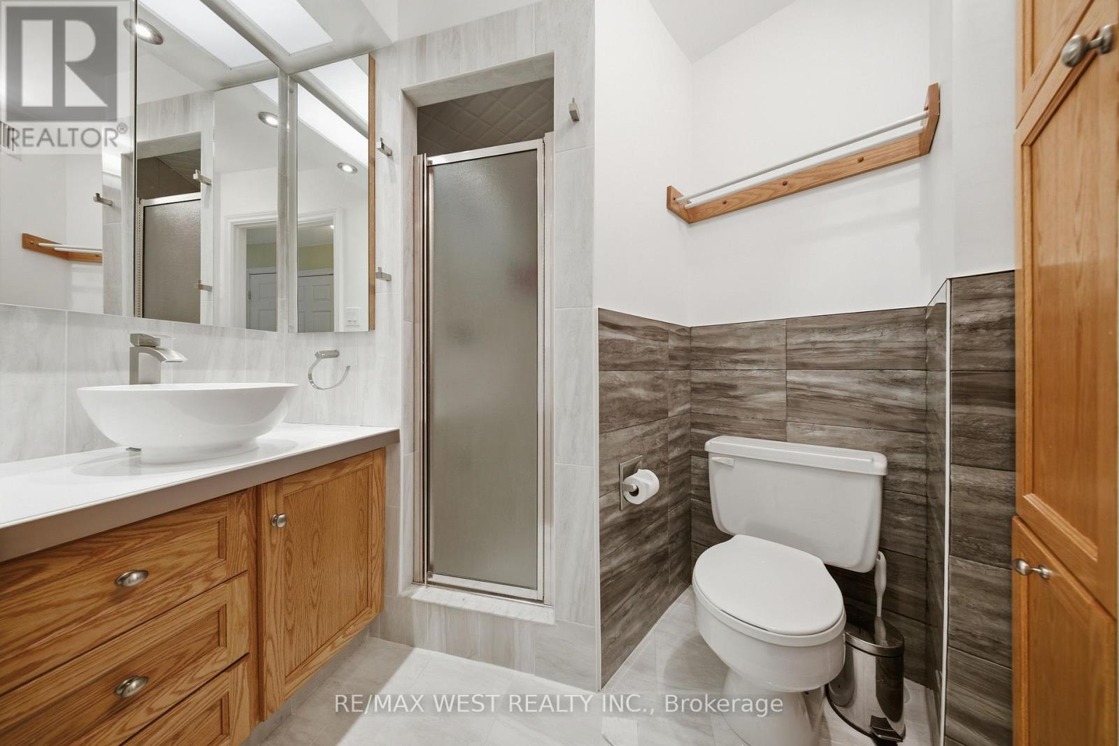 1709 - 1300 BLOOR STREET, Mississauga (Applewood), Ontario, L4Y3Z2 — Photo 9