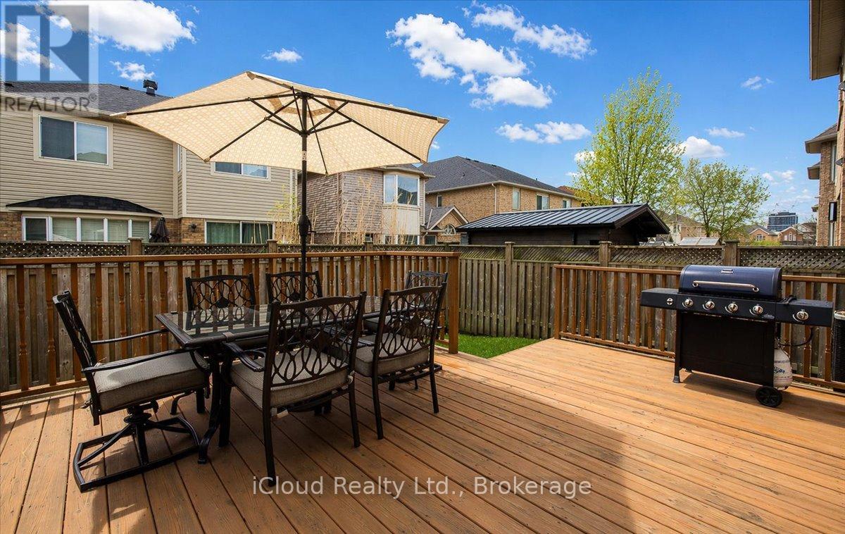 625 LAUGHREN CRESCENT, Milton (CO Coates), Ontario, L9T0G6 — Photo 6