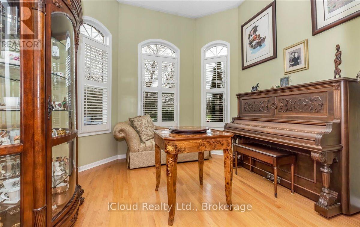 625 LAUGHREN CRESCENT, Milton (CO Coates), Ontario, L9T0G6 — Photo 9