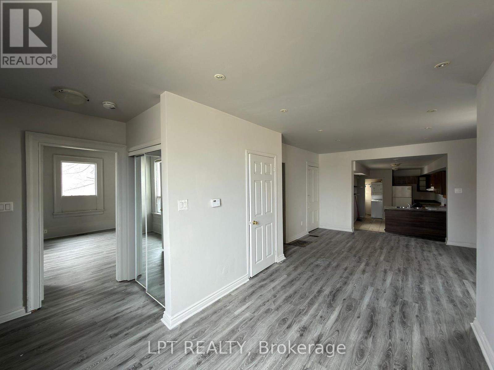 37 ELIZABETH STREET N, Brampton (Downtown Brampton), Ontario, L6X1S3 — Photo 8