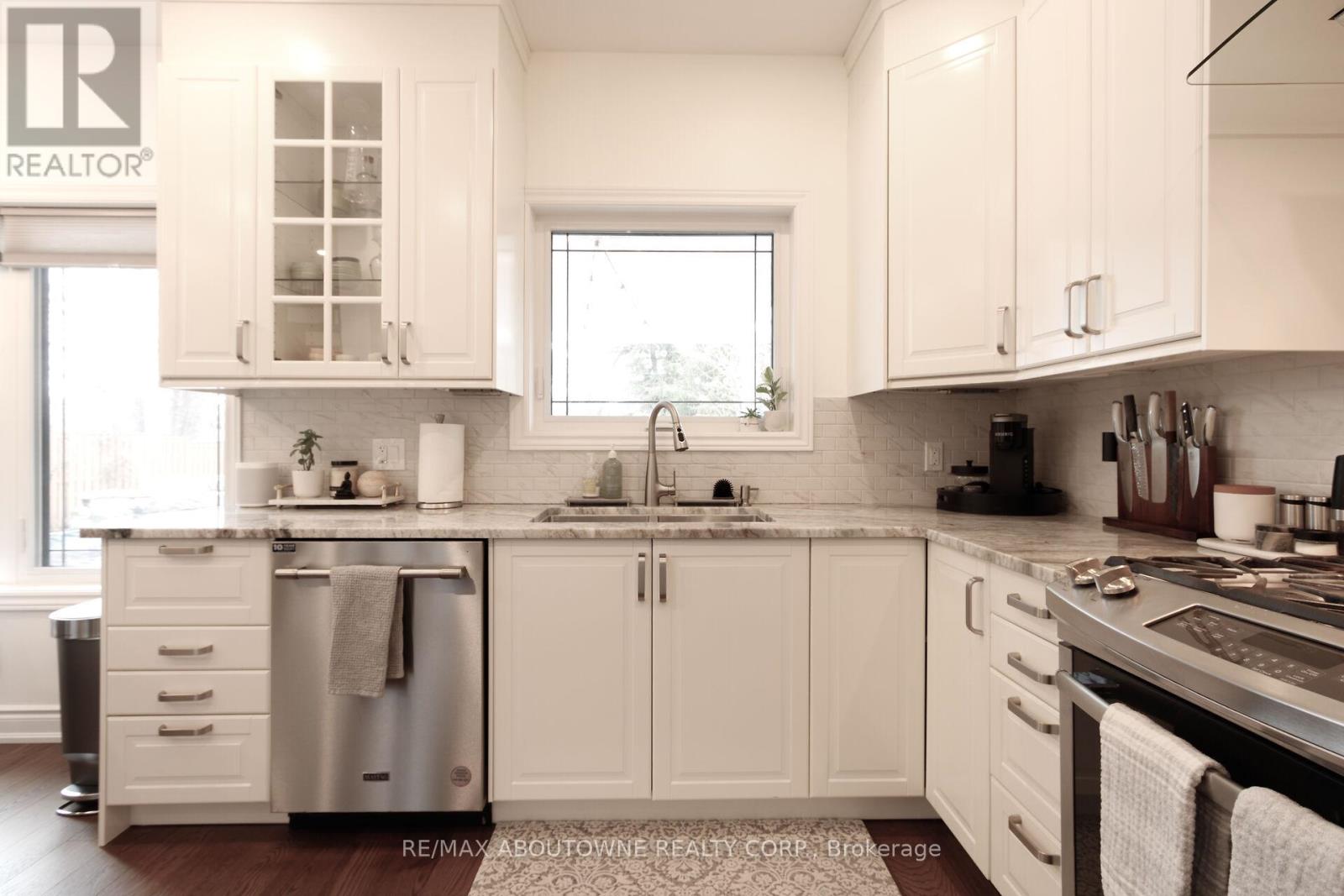 3301 NADINE CRESCENT, Mississauga (Mississauga Valleys), Ontario, L5A3L4 — Photo 13