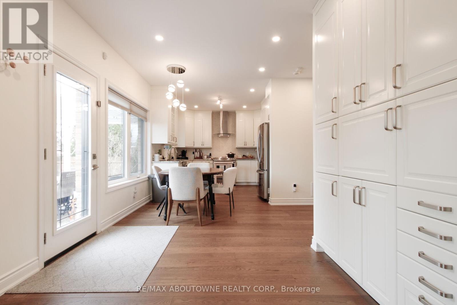 3301 NADINE CRESCENT, Mississauga (Mississauga Valleys), Ontario, L5A3L4 — Photo 16