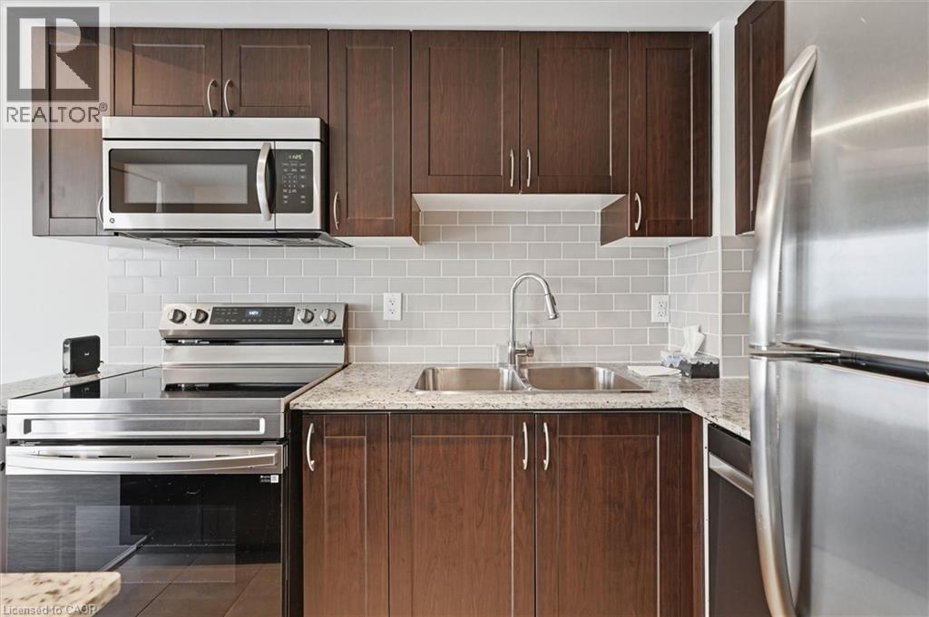 1940 IRONSTONE Drive Unit# 219, Burlington, Ontario, L7L0E4 — Photo 10
