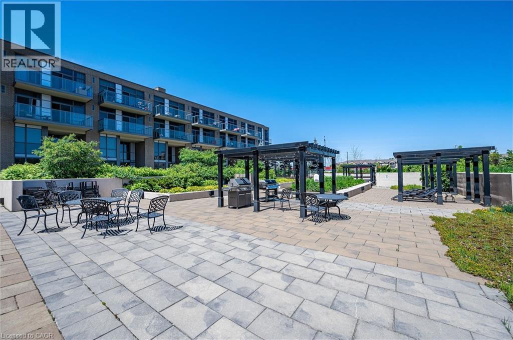 1940 IRONSTONE Drive Unit# 219, Burlington, Ontario, L7L0E4 — Photo 33