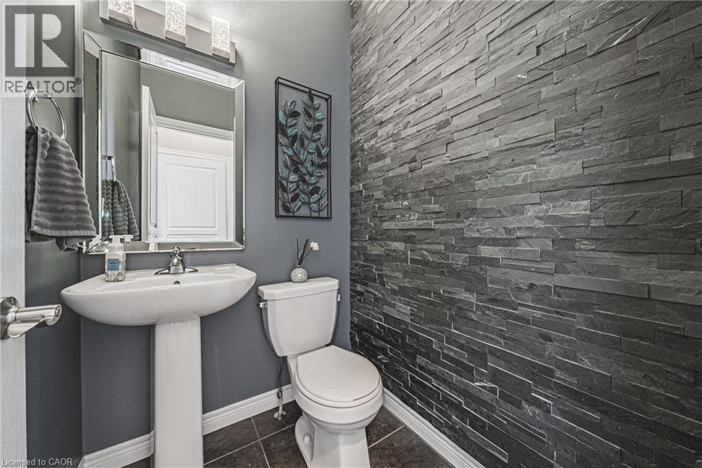 154 KEYSTONE Crescent, Stoney Creek, Ontario, L0R1P0 — Photo 36