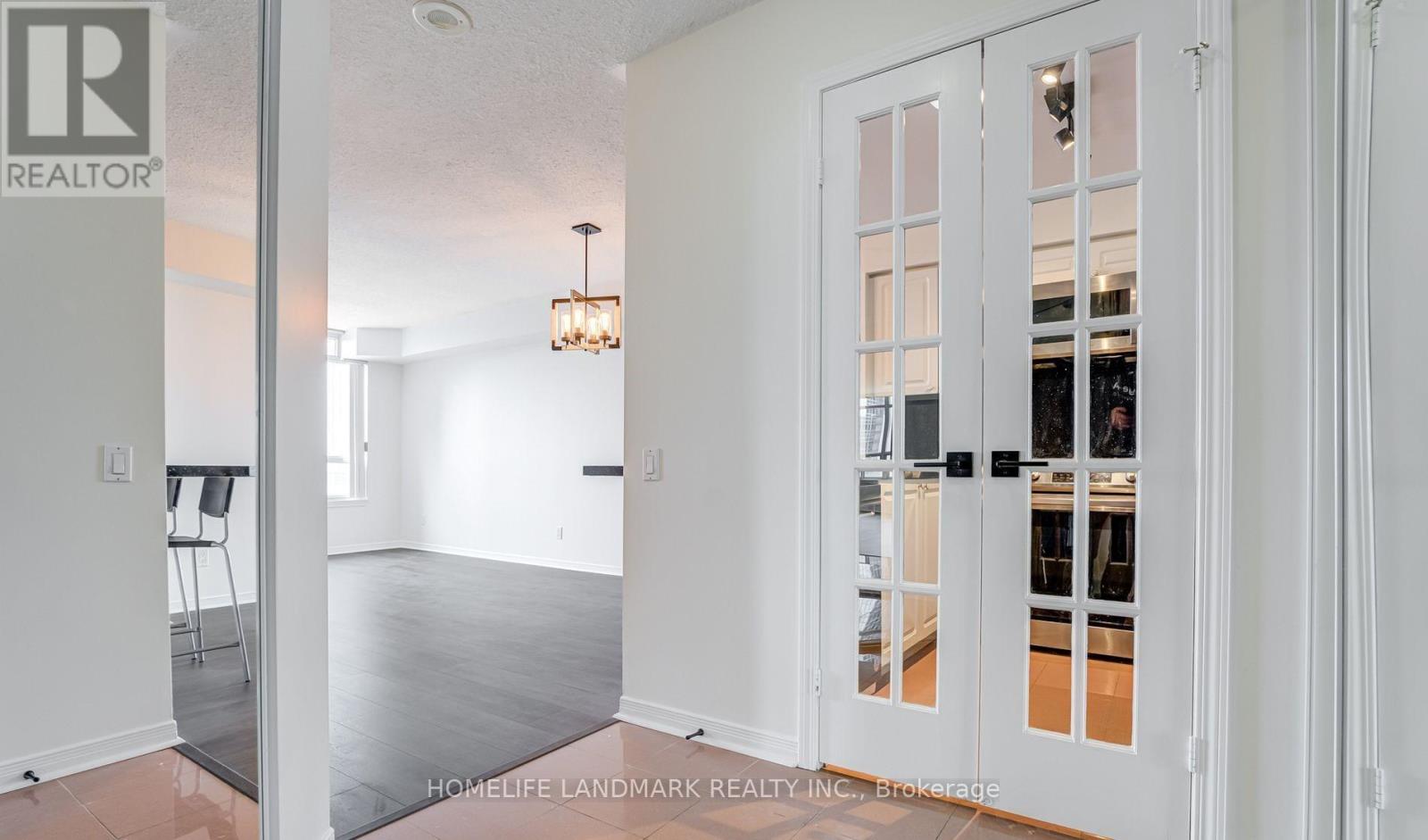 618 - 8 HILLCREST AVENUE, Toronto (Willowdale East), Ontario, M2N6Y6 — Photo 3