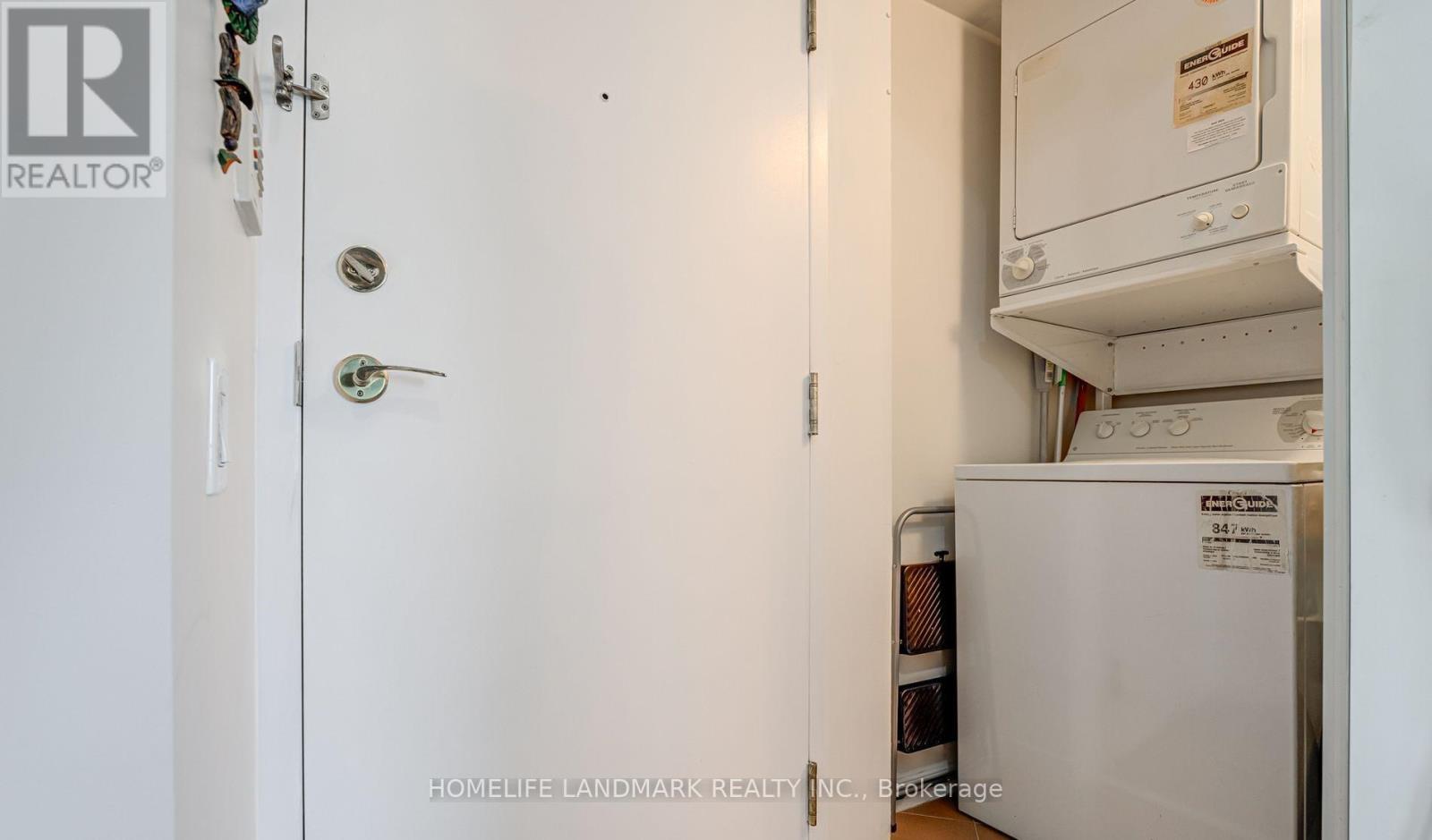 618 - 8 HILLCREST AVENUE, Toronto (Willowdale East), Ontario, M2N6Y6 — Photo 6