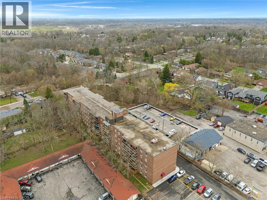 793 COLBORNE Street Unit# 114, Brantford, Ontario, N3S7J3 — Photo 39
