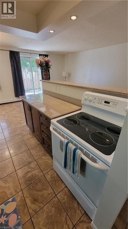 793 COLBORNE Street Unit# 114, Brantford, Ontario, N3S7J3 — Photo 6
