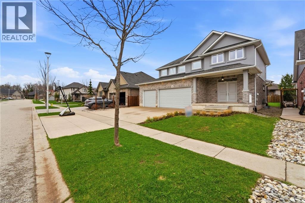 152 JUNO Crescent, Woodstock, Ontario, N4T0A9 — Photo 3