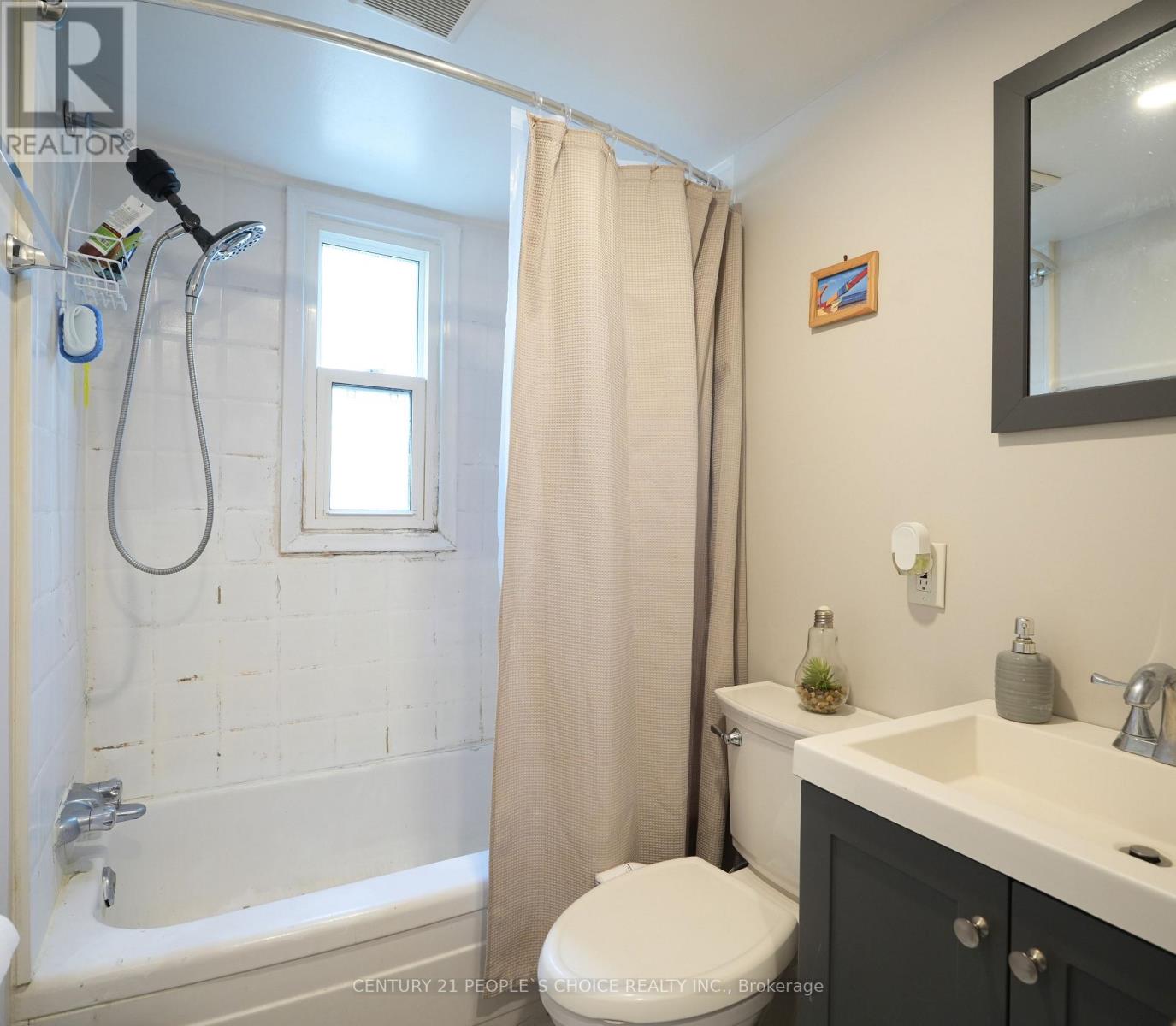 150 SPEARS STREET, TORONTO STREET, Toronto (Rockcliffe-Smythe), Ontario, M6N3X7 — Photo 10