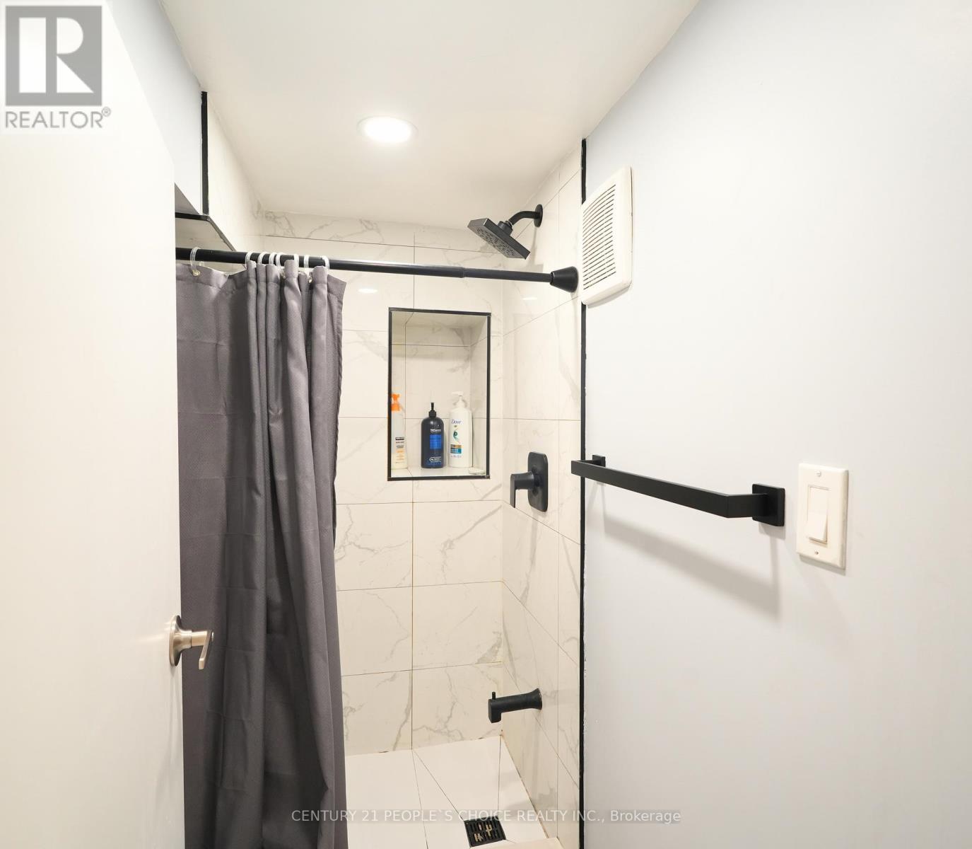 150 SPEARS STREET, TORONTO STREET, Toronto (Rockcliffe-Smythe), Ontario, M6N3X7 — Photo 17