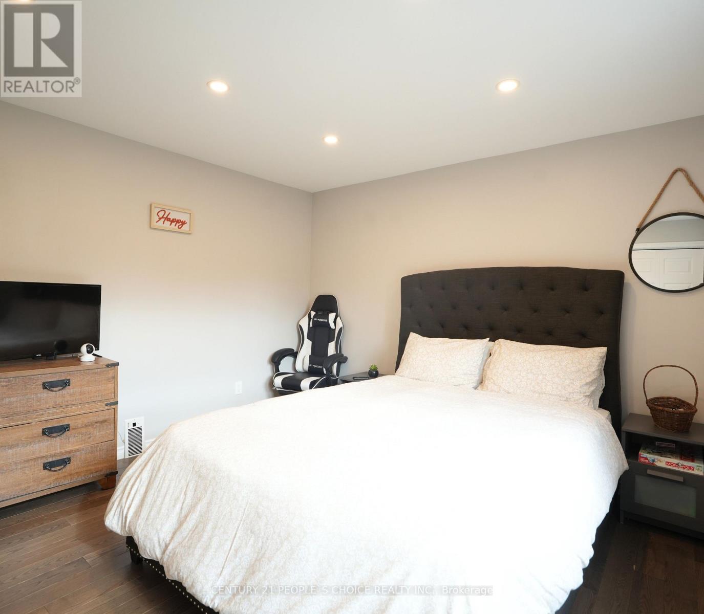 150 SPEARS STREET, TORONTO STREET, Toronto (Rockcliffe-Smythe), Ontario, M6N3X7 — Photo 7