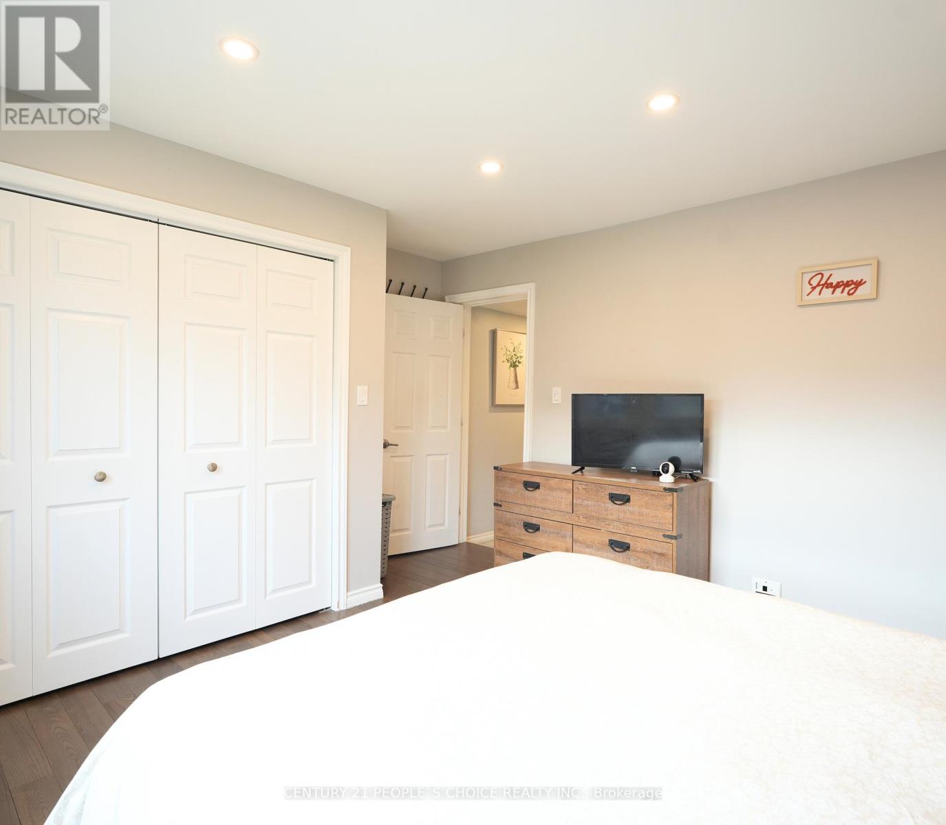 150 SPEARS STREET, TORONTO STREET, Toronto (Rockcliffe-Smythe), Ontario, M6N3X7 — Photo 8