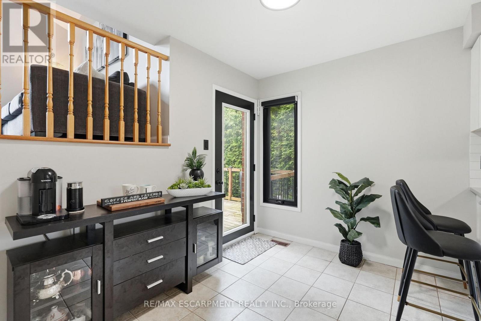 6 WOODCROFT CRESCENT, Hamilton (Waterdown), Ontario, L8B0H1 — Photo 11