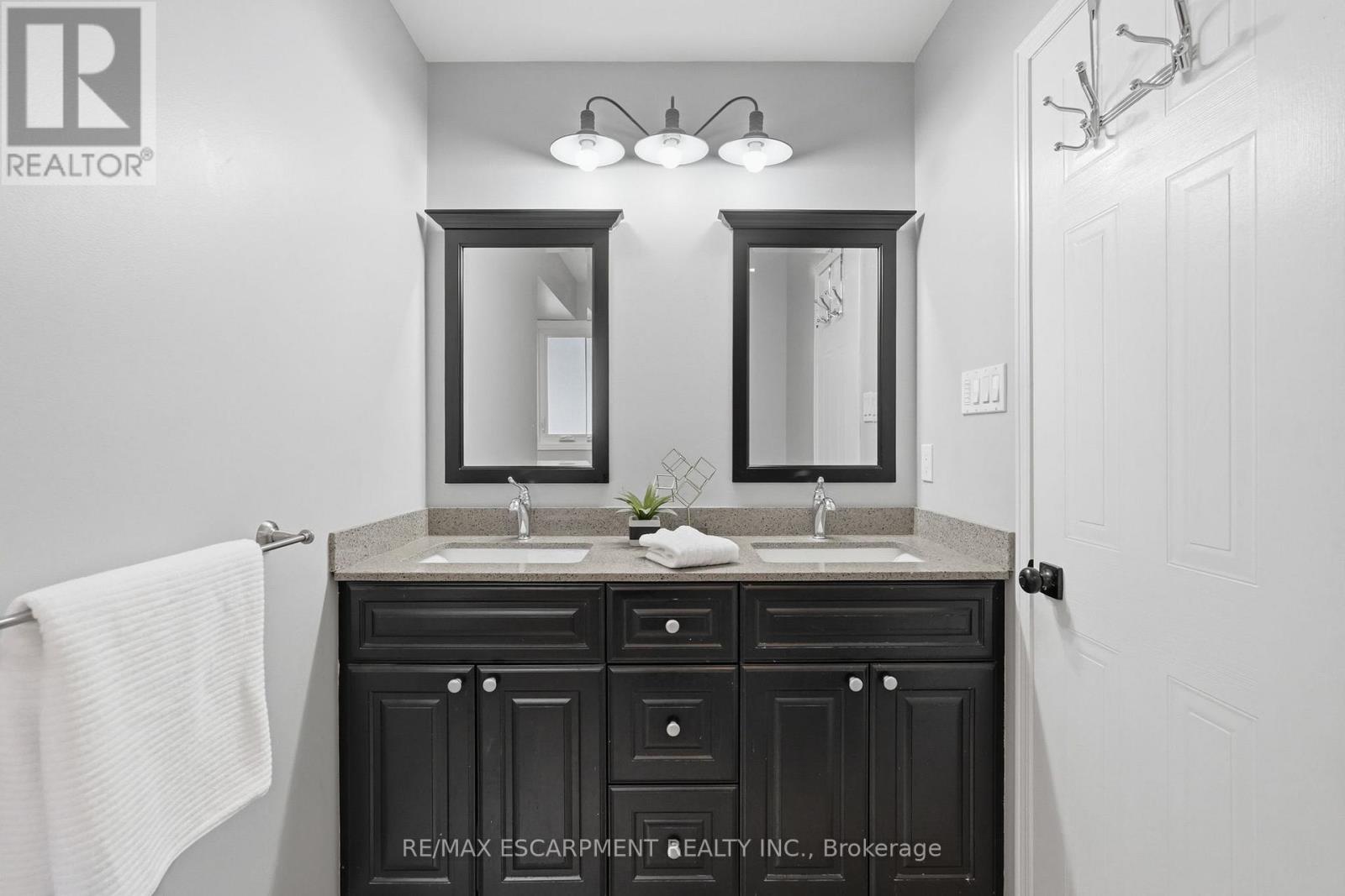 6 WOODCROFT CRESCENT, Hamilton (Waterdown), Ontario, L8B0H1 — Photo 22