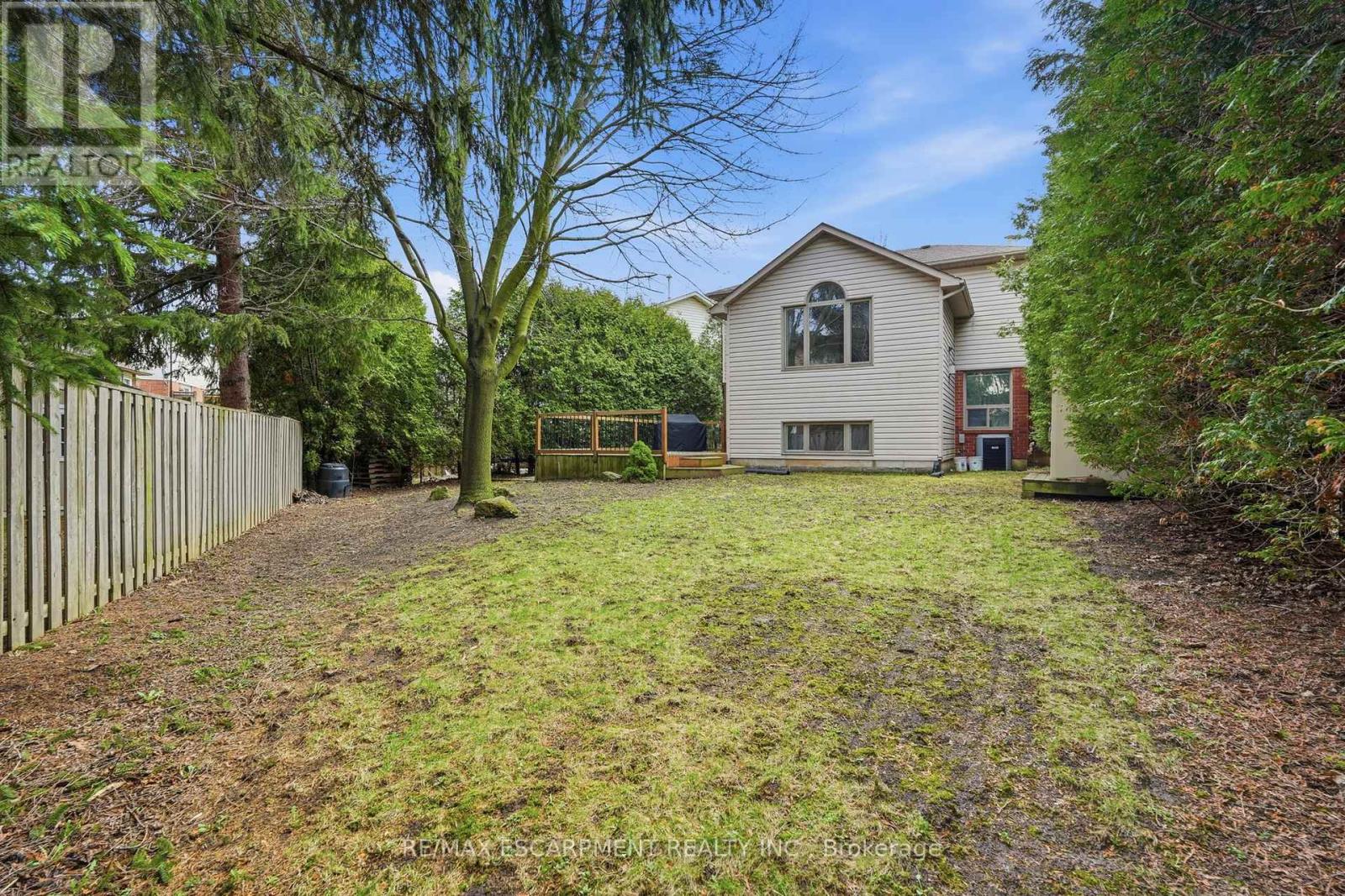 6 WOODCROFT CRESCENT, Hamilton (Waterdown), Ontario, L8B0H1 — Photo 36