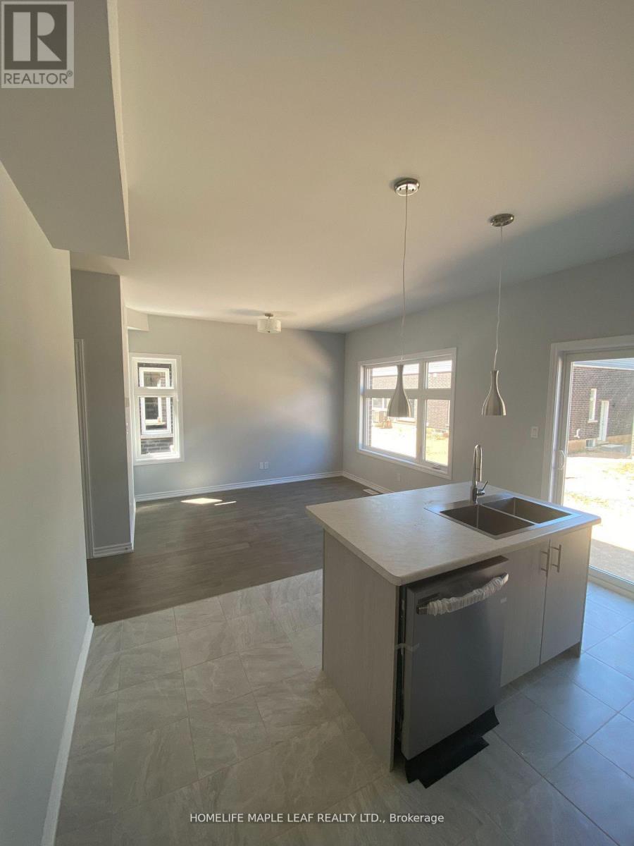 37 - 5672 DORCHESTER ROAD, Niagara Falls (Hospital), Ontario, L2G5S3 — Photo 2