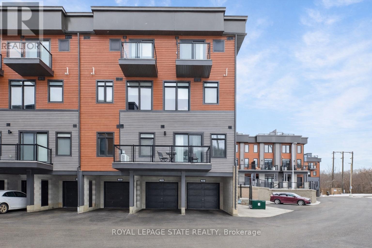 38 - 2 WILLOW STREET, Brant (Paris), Ontario, N3L0K7 — Photo 2