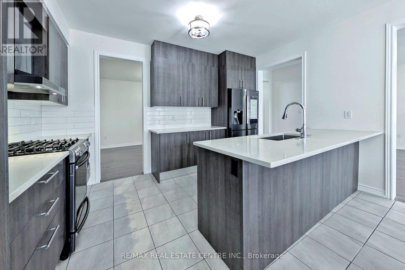 187 LYLE DRIVE, Clarington (Bowmanville), Ontario, L1C0V6 — Photo 13