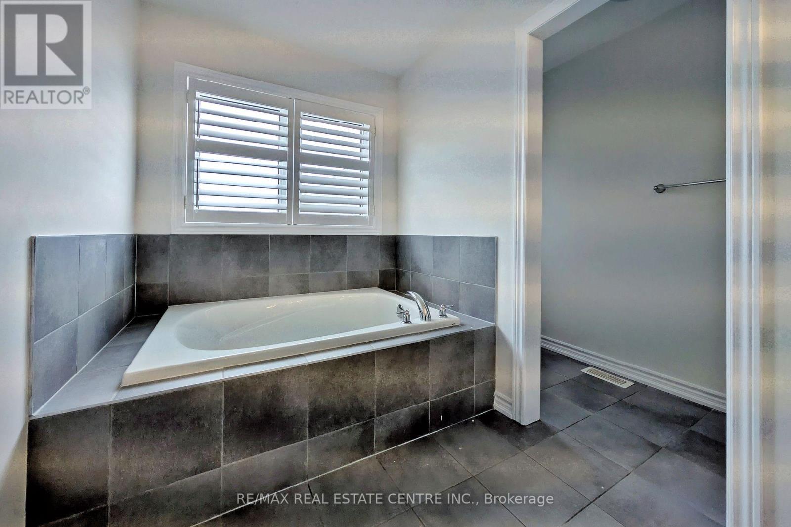 187 LYLE DRIVE, Clarington (Bowmanville), Ontario, L1C0V6 — Photo 27