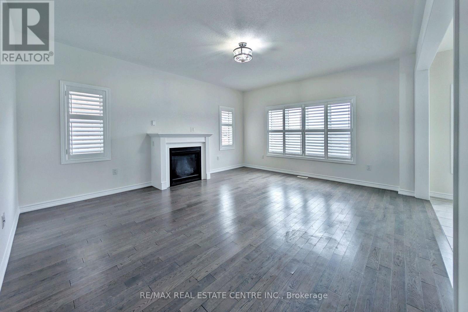 187 LYLE DRIVE, Clarington (Bowmanville), Ontario, L1C0V6 — Photo 6