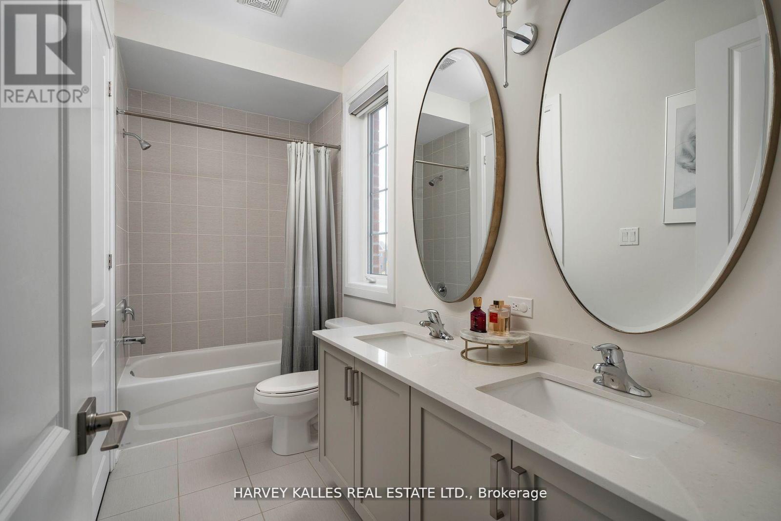 4 LARKIN AVENUE, King (Nobleton), Ontario, L7B0N8 — Photo 33