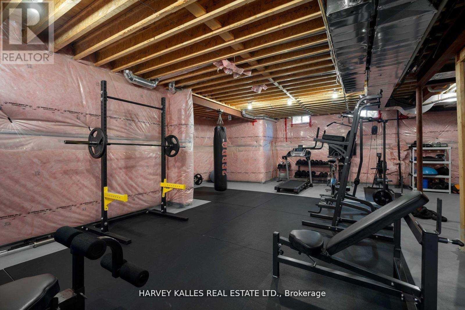 4 LARKIN AVENUE, King (Nobleton), Ontario, L7B0N8 — Photo 36