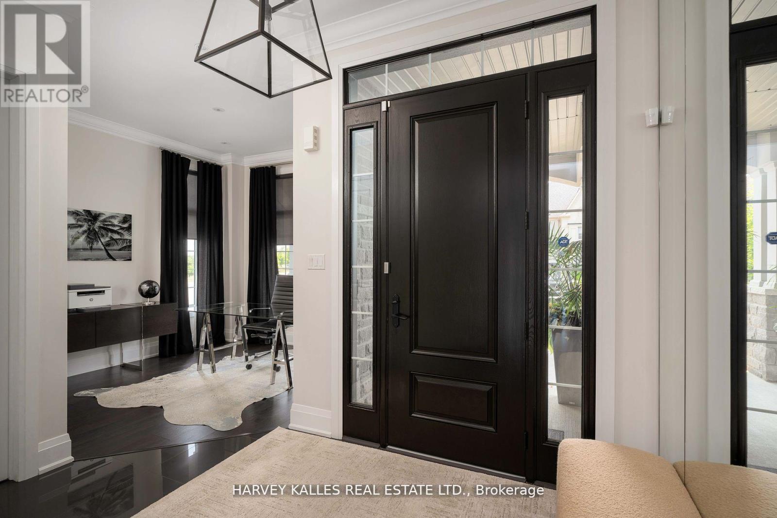 4 LARKIN AVENUE, King (Nobleton), Ontario, L7B0N8 — Photo 5