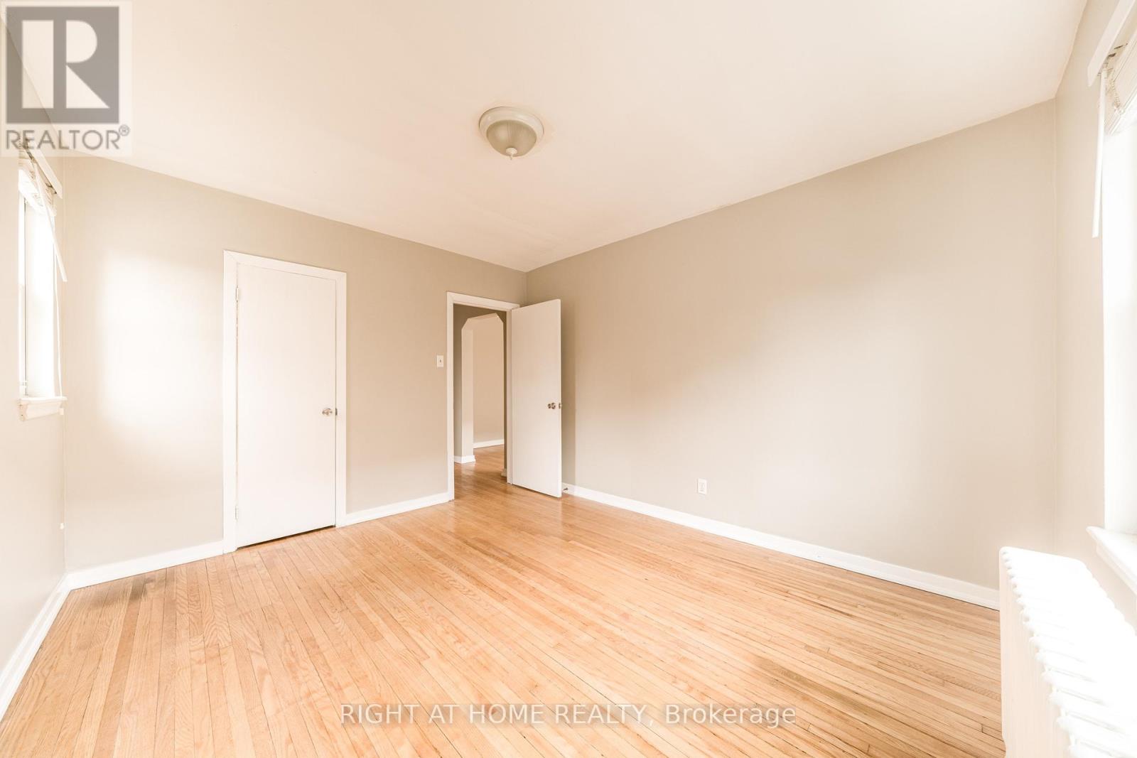 4 - 340 LAKESHORE ROAD W, Mississauga (Port Credit), Ontario, L5H1H1 — Photo 11