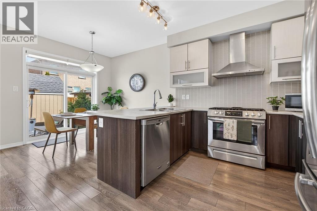 370 WINDWOOD Drive, Binbrook, Ontario, L0R1C0 — Photo 10