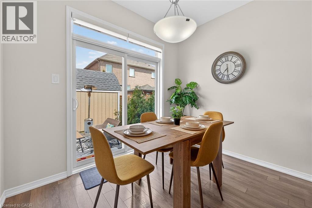 370 WINDWOOD Drive, Binbrook, Ontario, L0R1C0 — Photo 12