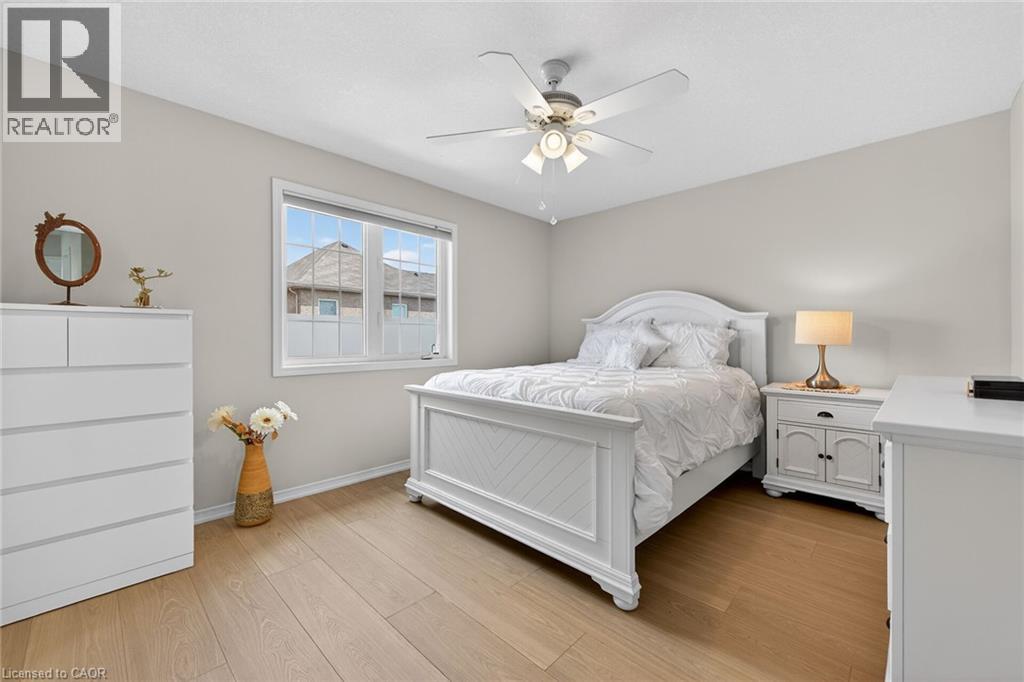 370 WINDWOOD Drive, Binbrook, Ontario, L0R1C0 — Photo 18