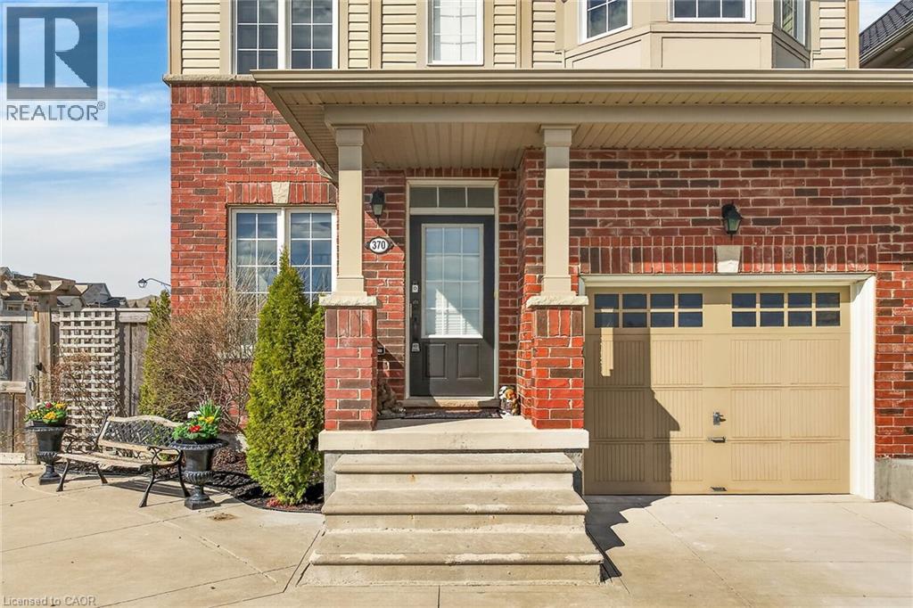 370 WINDWOOD Drive, Binbrook, Ontario, L0R1C0 — Photo 3