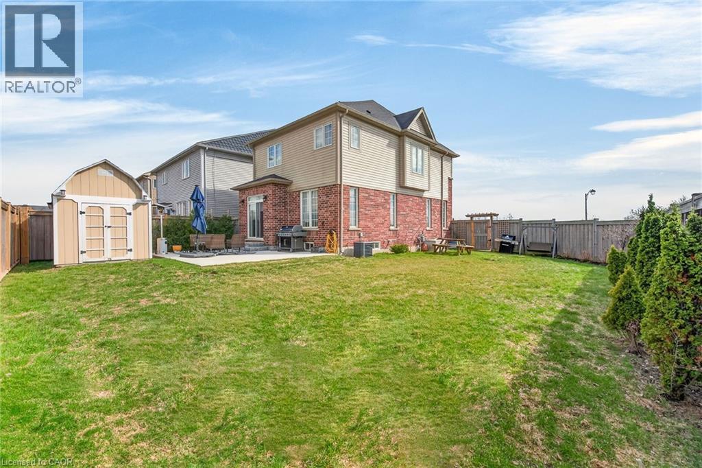 370 WINDWOOD Drive, Binbrook, Ontario, L0R1C0 — Photo 35