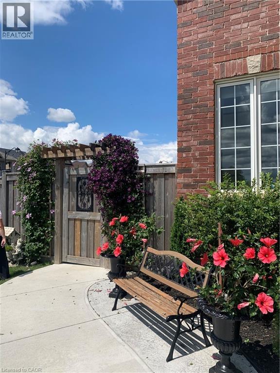 370 WINDWOOD Drive, Binbrook, Ontario, L0R1C0 — Photo 41